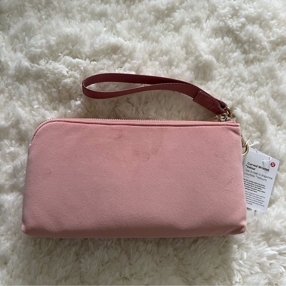 🎉🔥HOST PICK 🔥🎉2/$140❤️ Lululemon Curved Wristlet Velour❤️NWT❤️ - Picture 9 of 11